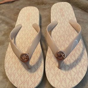 MK Flip Flops